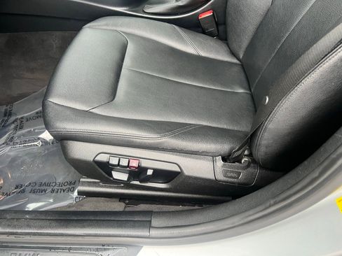 Used 2015 BMW 328i 328i w/ Driver Assistance Package image 16