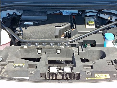 Used 2021 Volkswagen ID.4 Pro S w/ ID.4 Protection Package RWD image 28
