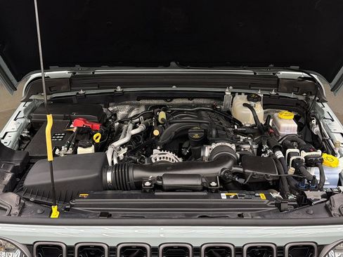 Used 2024 Jeep Wrangler Unlimited Sport AWD/4WD image 19