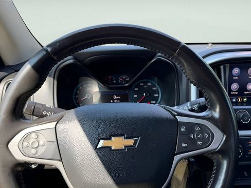 Used 2020 Chevrolet Colorado LT AWD/4WD image 21