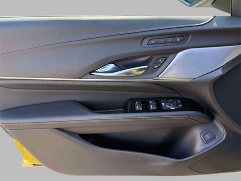 Used 2025 Cadillac CT4 V image 19