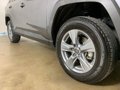 Used 2025 Toyota RAV4 LE AWD/4WD image 6