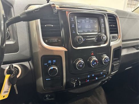 Used 2014 RAM 2500 Big Horn image 27