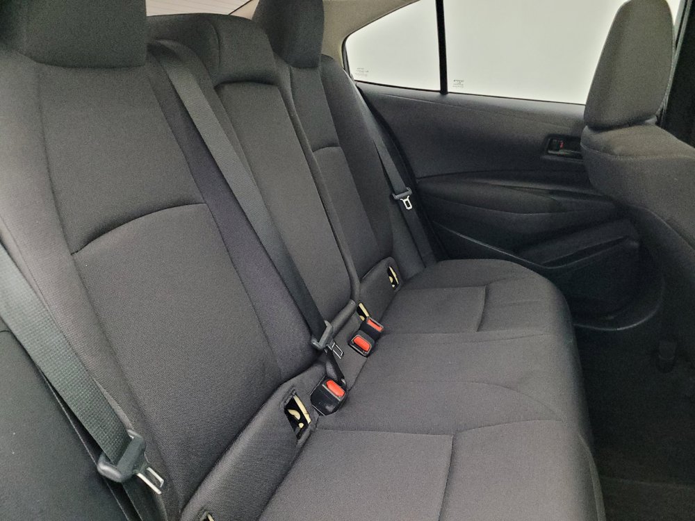 Used 2025 Toyota Corolla LE FWD image 19