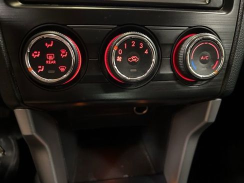 Used 2015 Subaru Forester 2.5i Premium image 29