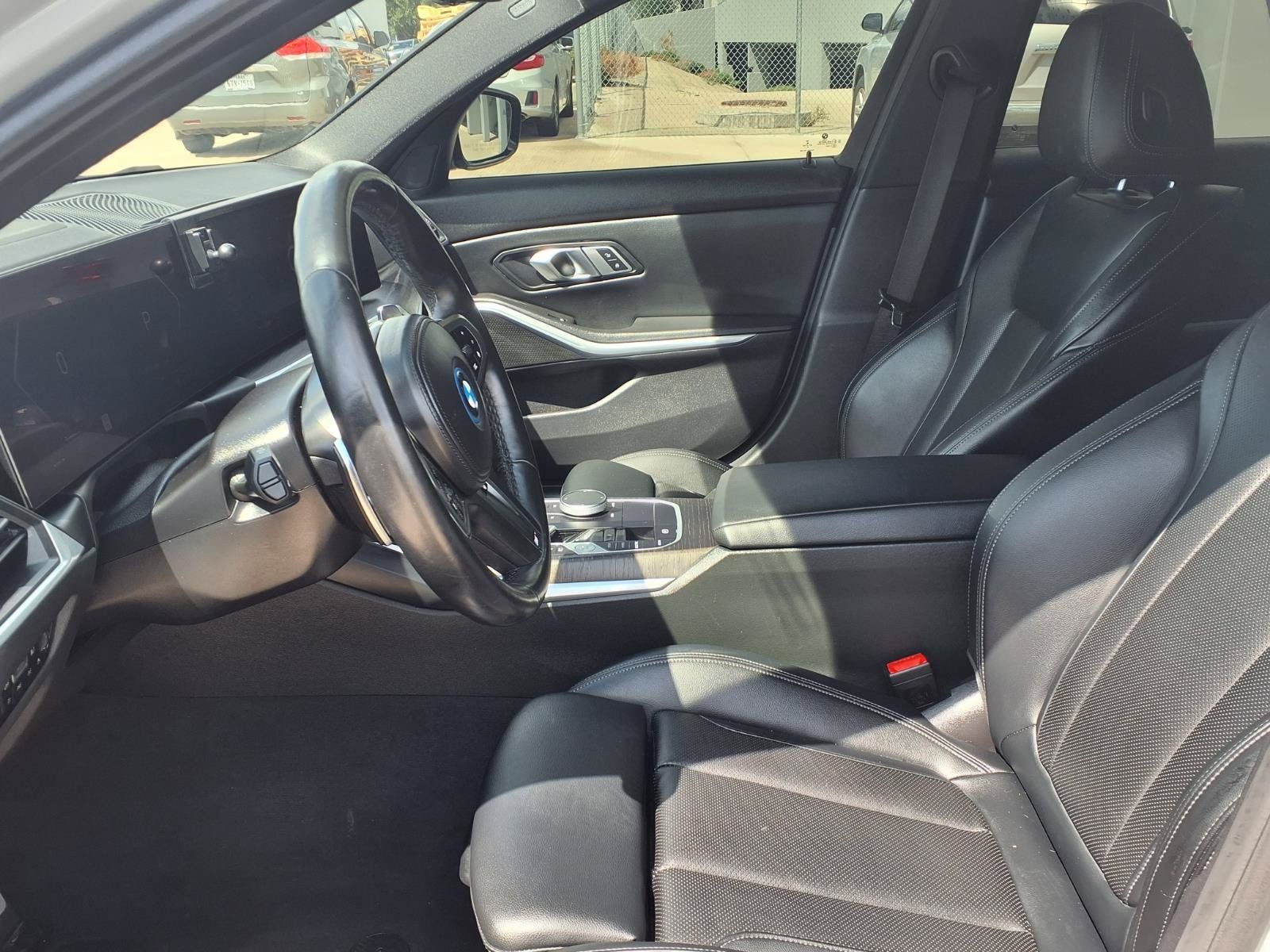 Used 2023 BMW 330e RWD image 22