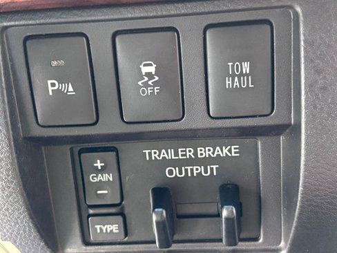 Used 2016 Toyota Tundra 1794 Edition AWD/4WD image 34