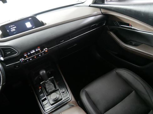 Used 2023 MAZDA CX-30 AWD 2.5 S w/ Premium Package image 11