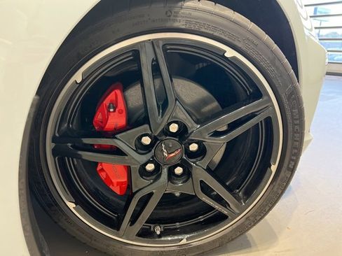 Used 2024 Chevrolet Corvette Stingray Premium Cpe w/ Battery Protection Package image 67