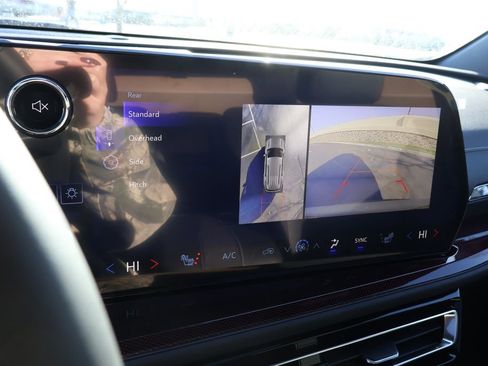 New 2026 Chevrolet Traverse Z71 w/ Enhanced Driving Package image 28