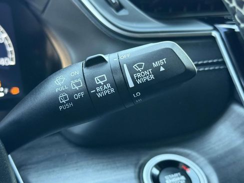 Used 2023 Jeep Grand Cherokee L Limited image 29