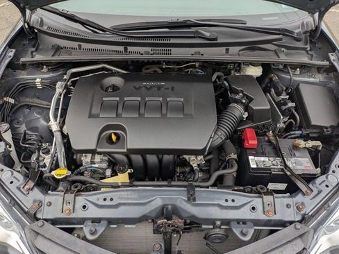 Used 2014 Toyota Corolla LE image 21