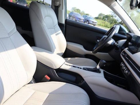 Used 2024 Honda HR-V EX-L image 15