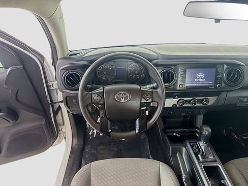 Used 2021 Toyota Tacoma SR RWD image 17