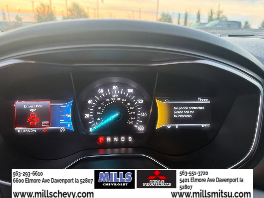 Used 2017 Ford Fusion SE w/ Fusion SE Technology Package FWD image 14