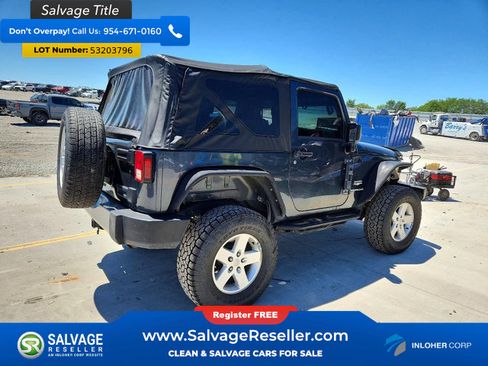 Used 2008 Jeep Wrangler Sahara w/ Dual Top Group AWD/4WD image 4