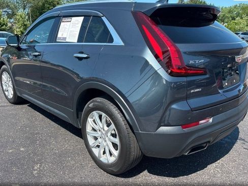 Used 2019 Cadillac XT4 Luxury w/ Cold Weather Package AWD/4WD image 9