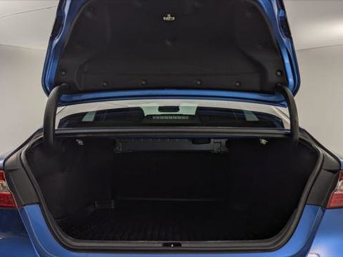 Used 2019 Toyota Camry LE image 14