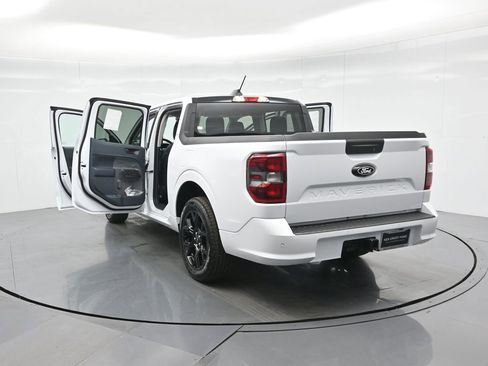 New 2025 Ford Maverick Lobo image 32