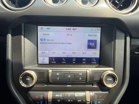 Used 2021 Ford Mustang Shelby GT500 w/ Technology Package RWD image 15