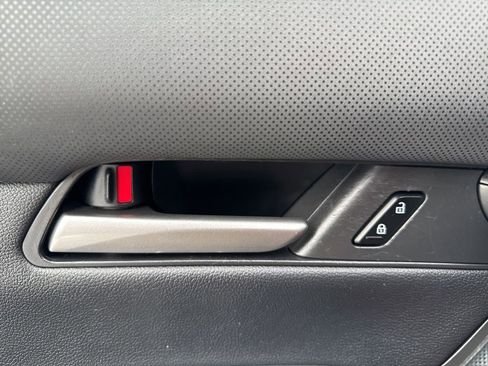 Used 2024 MAZDA CX-50 AWD 2.5 S w/ Preferred Package image 11