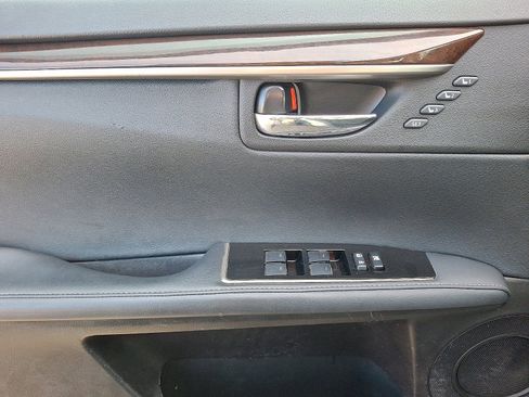 Used 2018 Lexus ES 350 image 12