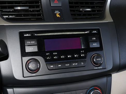 Used 2016 Nissan Sentra S FWD image 17