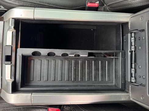 Used 2013 Ford F150 Platinum AWD/4WD image 22