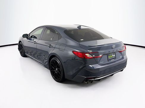 Used 2026 Toyota Camry SE FWD image 5