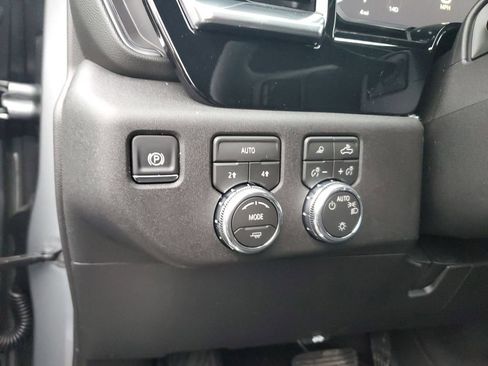 New 2026 GMC Sierra 1500 SLE w/ Preferred Package AWD/4WD image 24