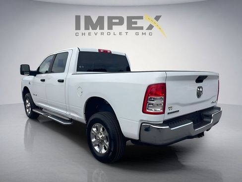 Used 2024 RAM 2500 Big Horn AWD/4WD image 3
