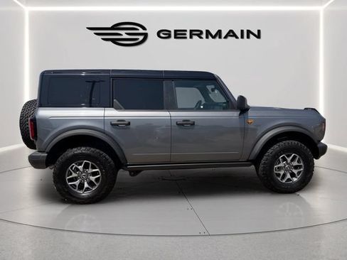 Used 2025 Ford Bronco Badlands AWD/4WD image 9