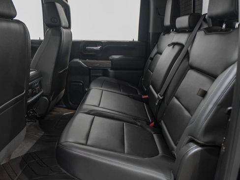 Used 2020 Chevrolet Silverado 2500 LTZ w/ LTZ Plus Package image 39