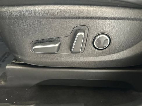 Used 2025 Hyundai Palisade SEL FWD image 35