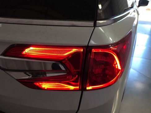 Used 2020 Honda Odyssey EX-L image 13