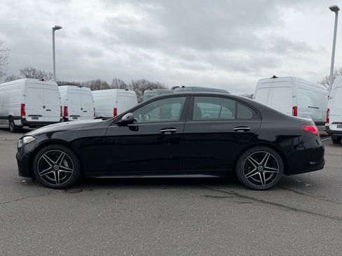 Used 2023 Mercedes-Benz C 300 4MATIC Sedan image 3