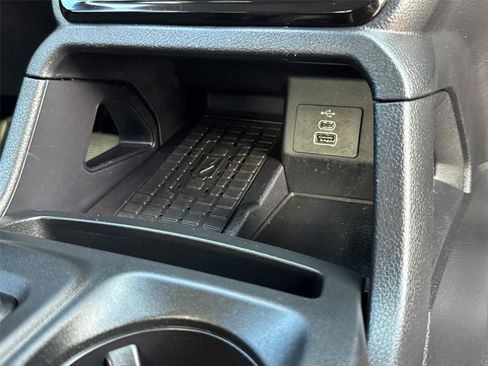 Used 2024 Ford Ranger XLT w/ FX4 Off-Road Package image 19