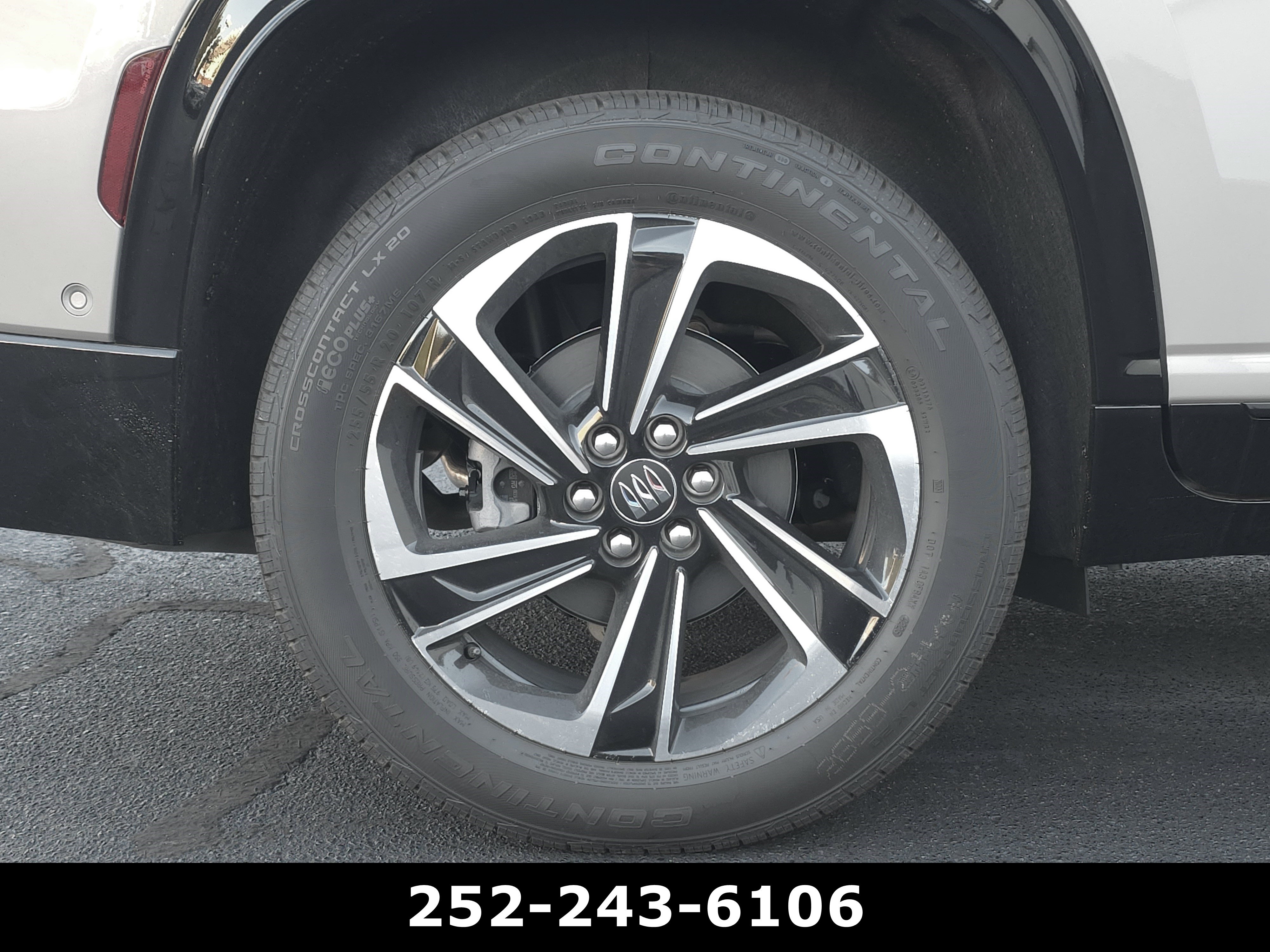 Used 2026 Buick Enclave Sport Touring w/ Super Cruise Package FWD image 56