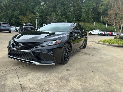 Used 2024 Toyota Camry XSE image 7