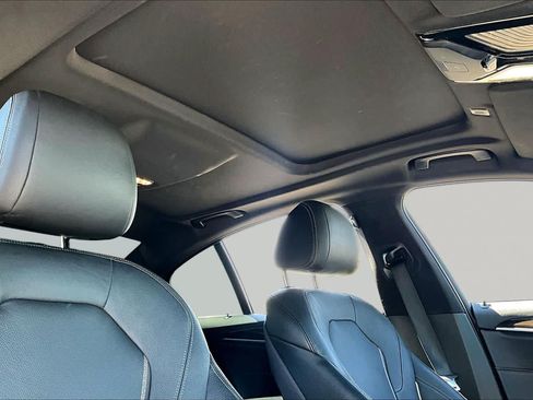 Used 2018 BMW 530i w/ Premium Package RWD image 13