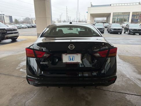 Used 2020 Nissan Altima 2.5 S image 4