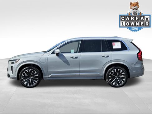 Used 2026 Volvo XC90 T8 Plus w/ Protection Package Premier AWD/4WD image 8