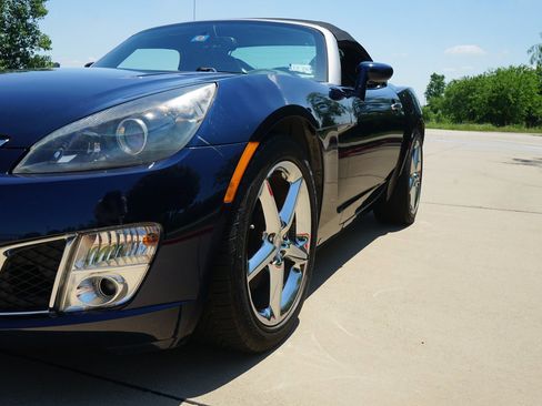 Used 2008 Saturn Sky Red Line RWD image 27