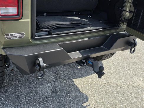 Used 2025 Jeep Wrangler Sport image 30