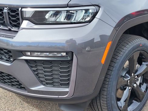 New 2026 Jeep Grand Cherokee L Limited w/ Limited Altitude Package image 8