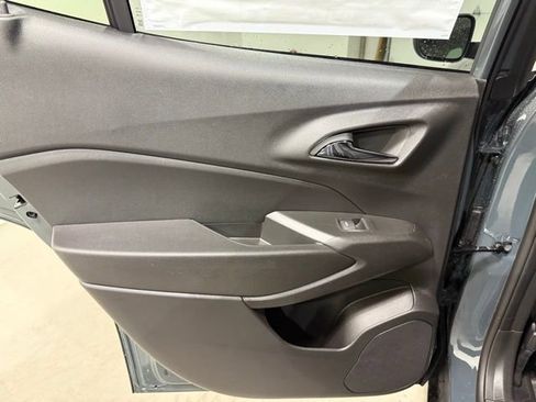New 2026 Chevrolet Trax LT image 21