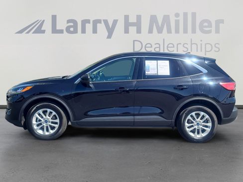 Certified 2020 Ford Escape SE AWD/4WD image 2