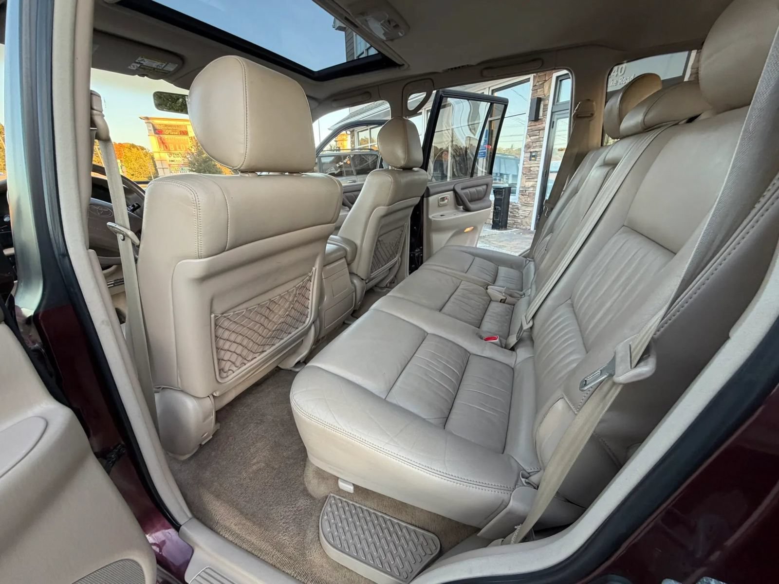 Used 2000 Toyota Land Cruiser w/ Convenience Pkg AWD/4WD image 34