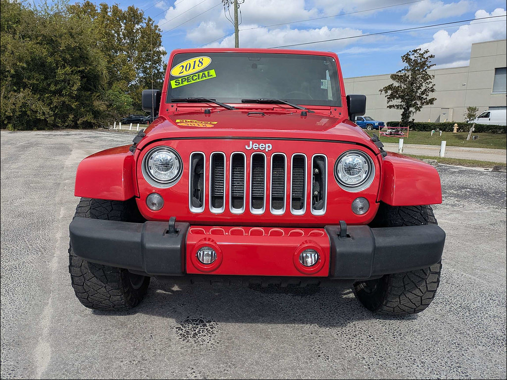 Used 2018 Jeep Wrangler Unlimited Sahara AWD/4WD image 9