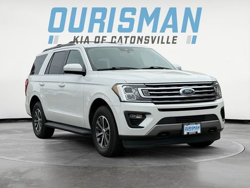 Used 2020 Ford Expedition XLT image 1